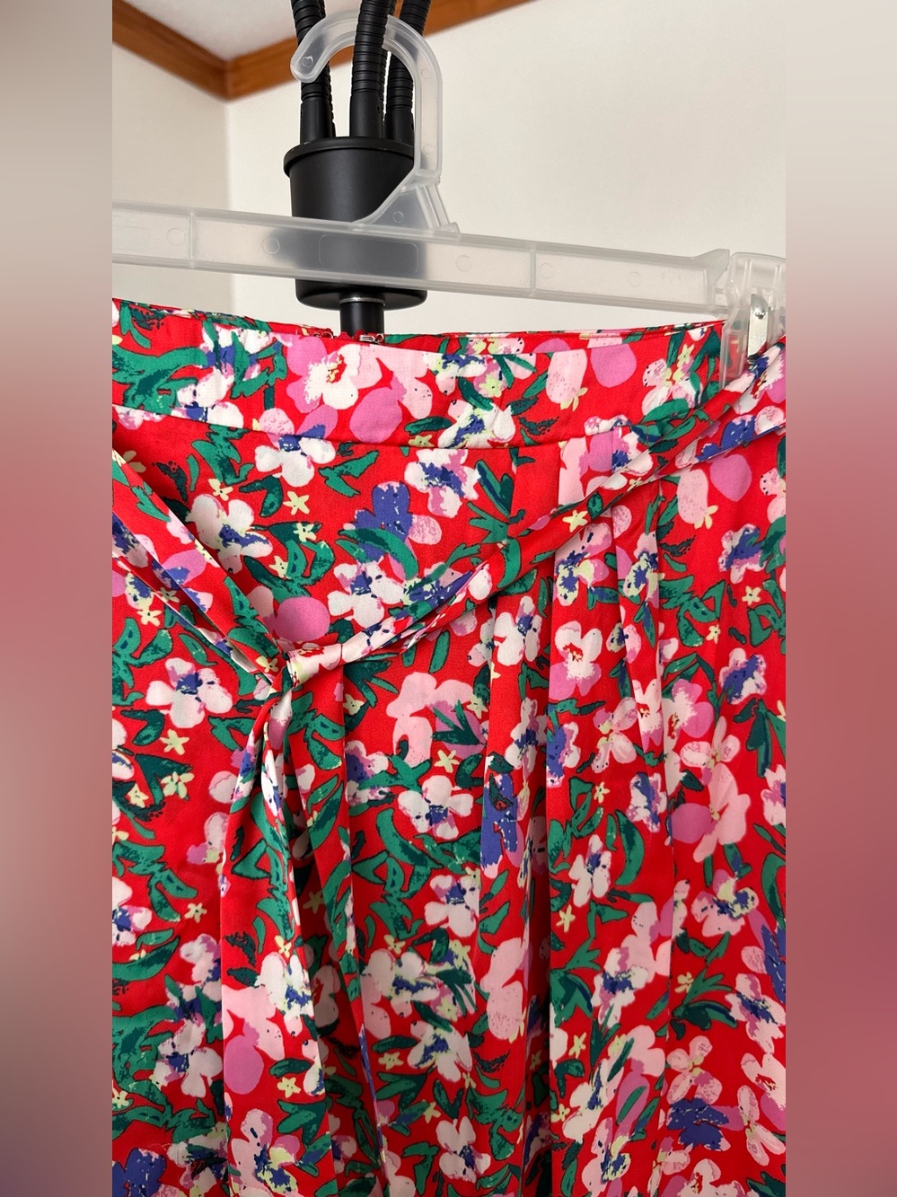 Kelly Renee Satin Floral Print Faux Wrap Midi Skirt – Size M - Picture 10 of 12